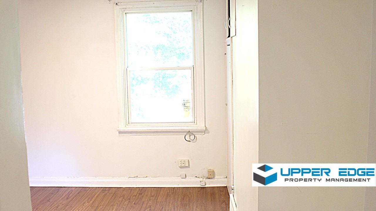229 Bertrand Street - Photo 9