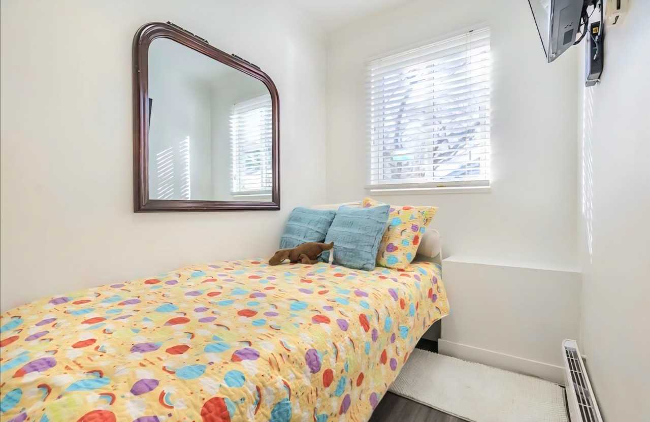 9272 122 St #904 - Photo 6 of 26