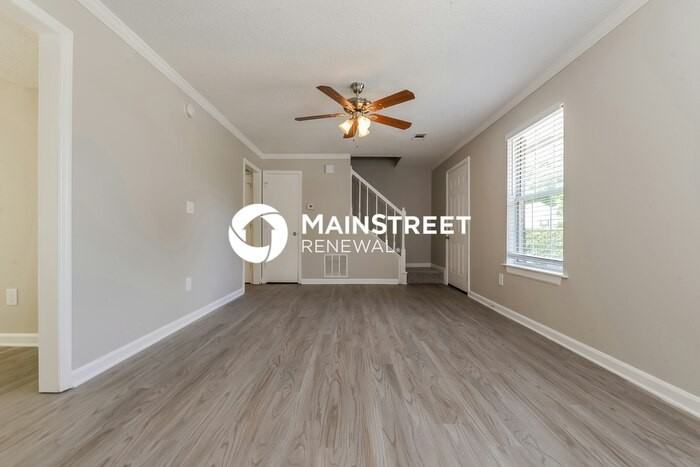 5683 Pine Gate Dr - Photo 2 of 17