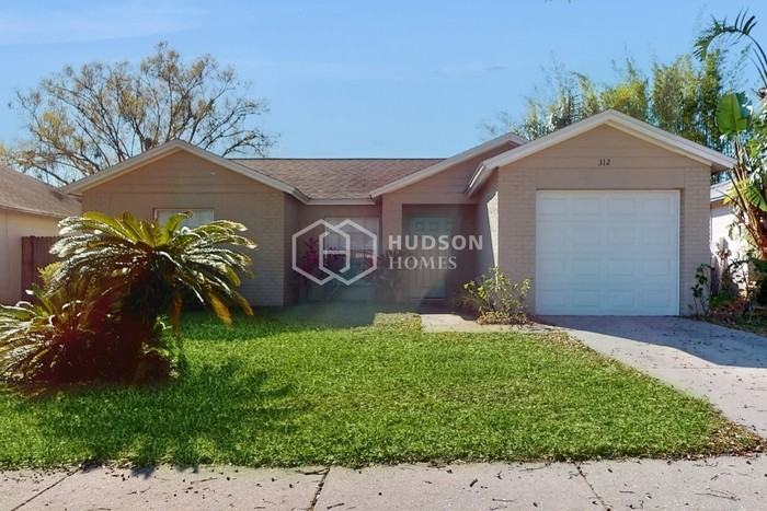 312 Crayford Pl - Photo 3 of 23