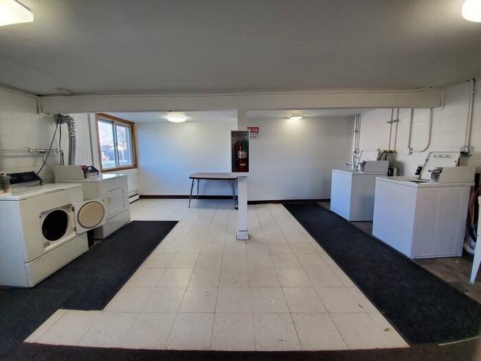 1116 19th Ave S #1 - Photo 3 of 10