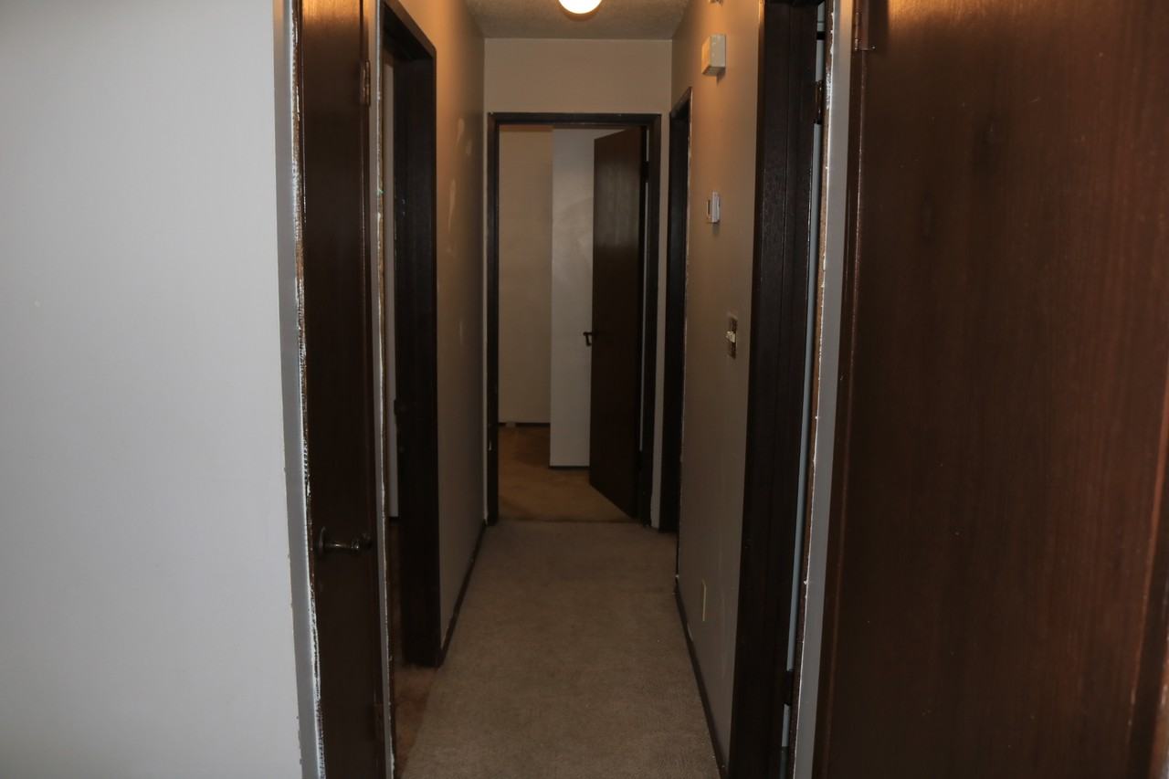 1598 Rothesay Street - Photo 4 of 41