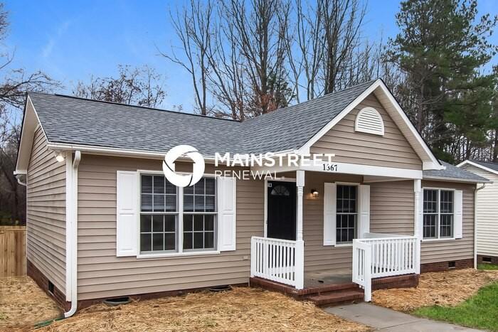 1367 Hidden Valley Dr - Photo 3 of 16