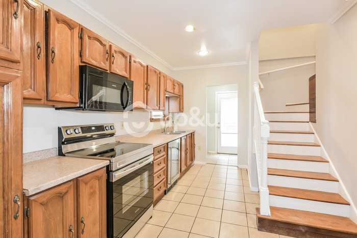 4000 Schiller Pl - Photo 7 of 17