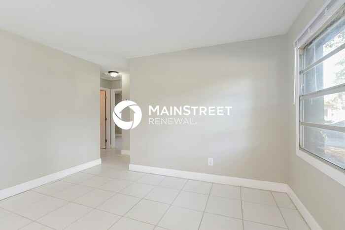 682 Acapulca Way - Photo 4 of 16