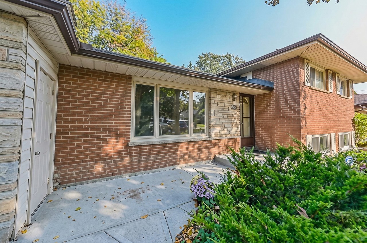 470 Briarhill Avenue - Photo 2 of 19