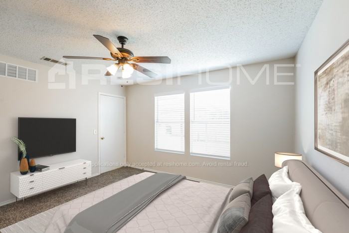 9720 Brierwyck Dr - Photo 7 of 16