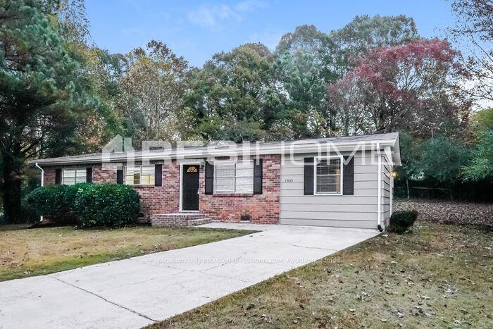 1305 Cottonwood Ct Nw - Photo 2 of 22