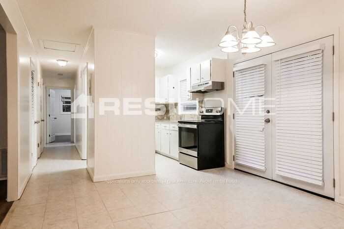 1305 Cottonwood Ct Nw - Photo 5 of 22