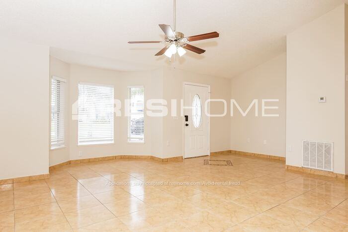 945 Picasso Ave - Photo 6 of 19