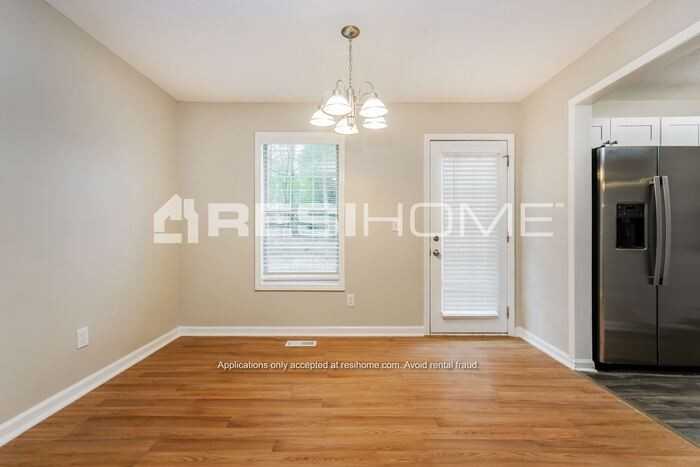 101 Auburn Park - Photo 7 of 21