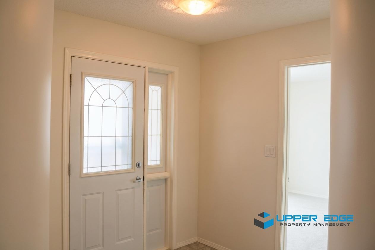 385 Willowlake Crescent #22 - Photo 6 of 21