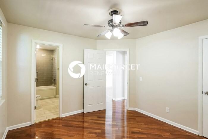 3804 Scotwood Dr - Photo 6 of 17