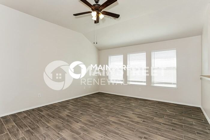 6356 Stone Lake Ct - Photo 4 of 15