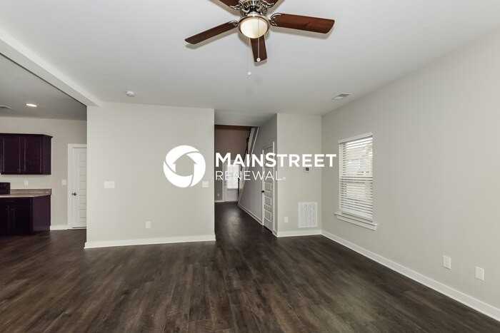 155 King Richards Way - Photo 5 of 17