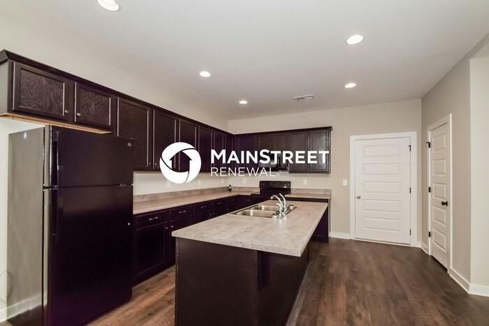 155 King Richards Way - Photo 7 of 17