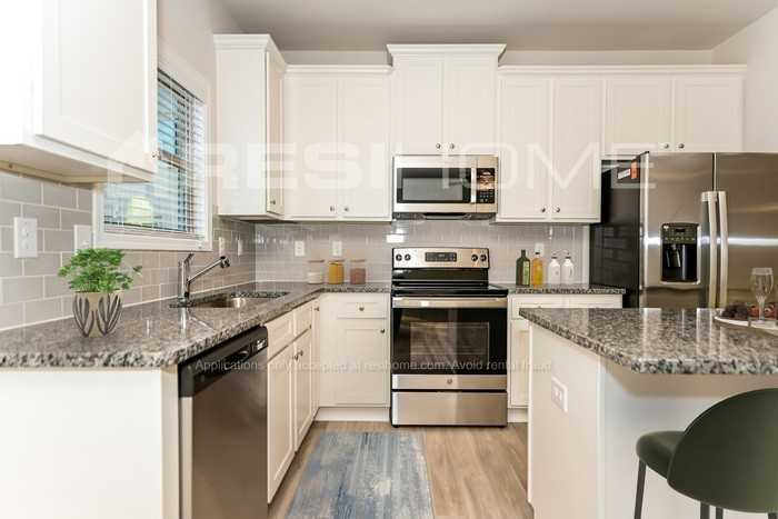 452 Avocet Sea Ln - Photo 3 of 16