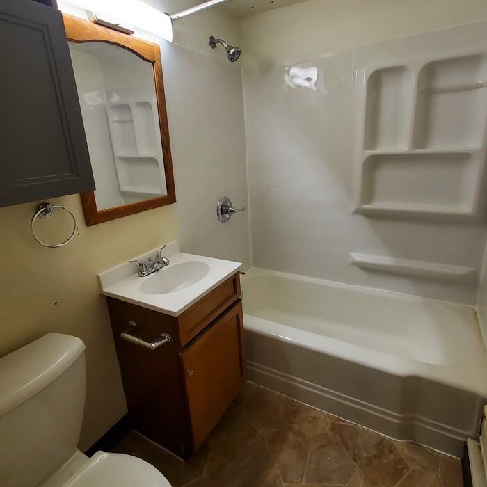 1115 18th Ave S #1 - Photo 6 of 8