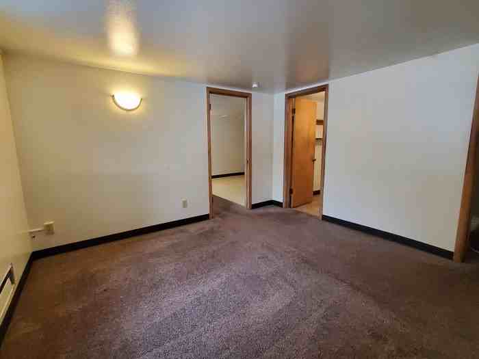 1115 18th Ave S #1 - Photo 7 of 8