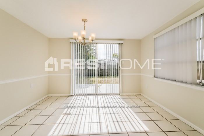 3446 Cincinnati Dr - Photo 6 of 19