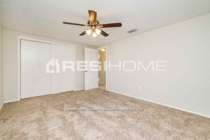 3446 Cincinnati Dr - Photo 7 of 19