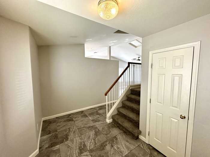 1329 E Cathedral Rock Dr - Photo 2 of 22