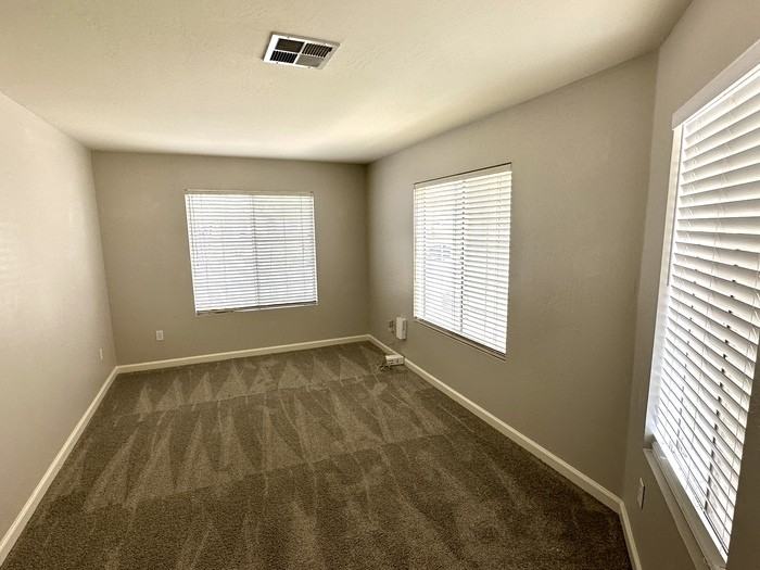 1329 E Cathedral Rock Dr - Photo 3 of 22