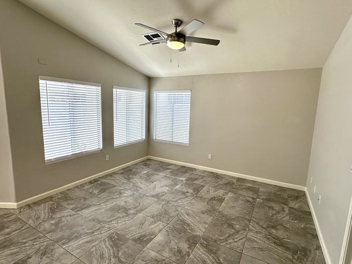 1329 E Cathedral Rock Dr - Photo 5 of 22