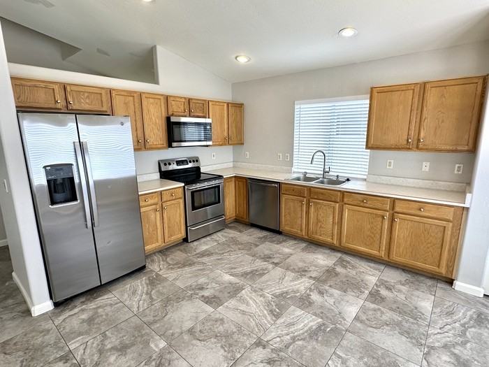 1329 E Cathedral Rock Dr - Photo 7 of 22