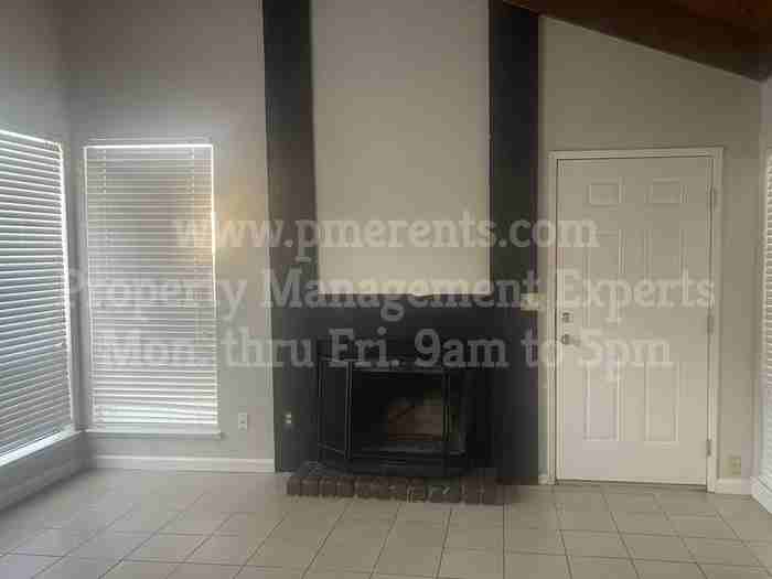 7167 Kelley Dr - Photo 4 of 11