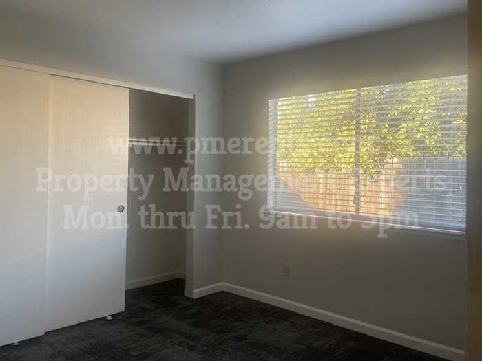 7167 Kelley Dr - Photo 6 of 11