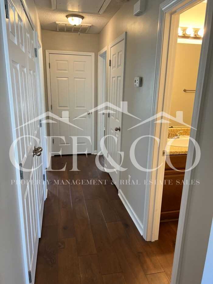 221 Mary High Dr - Photo 7 of 15