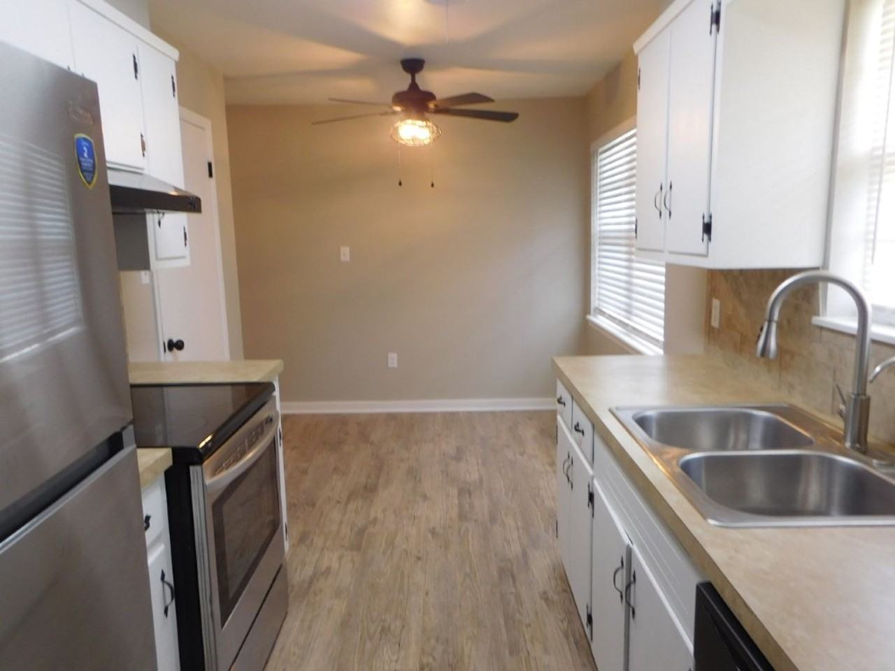 4229 Se Bedford Dr - Photo 6 of 17