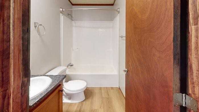 129 American Ave - Photo 6 of 14