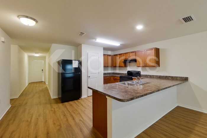 4418 Ne 22nd Ave - Photo 5 of 21