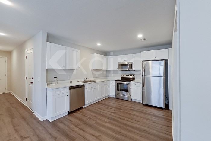 52 Cottage Grove Dr - Photo 7 of 20