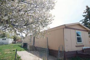 featured image of 765 Eve Dr