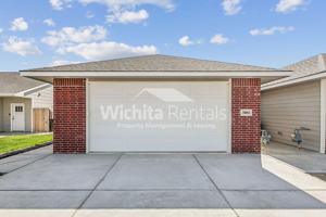 featured image of 3804 S Bluelake St