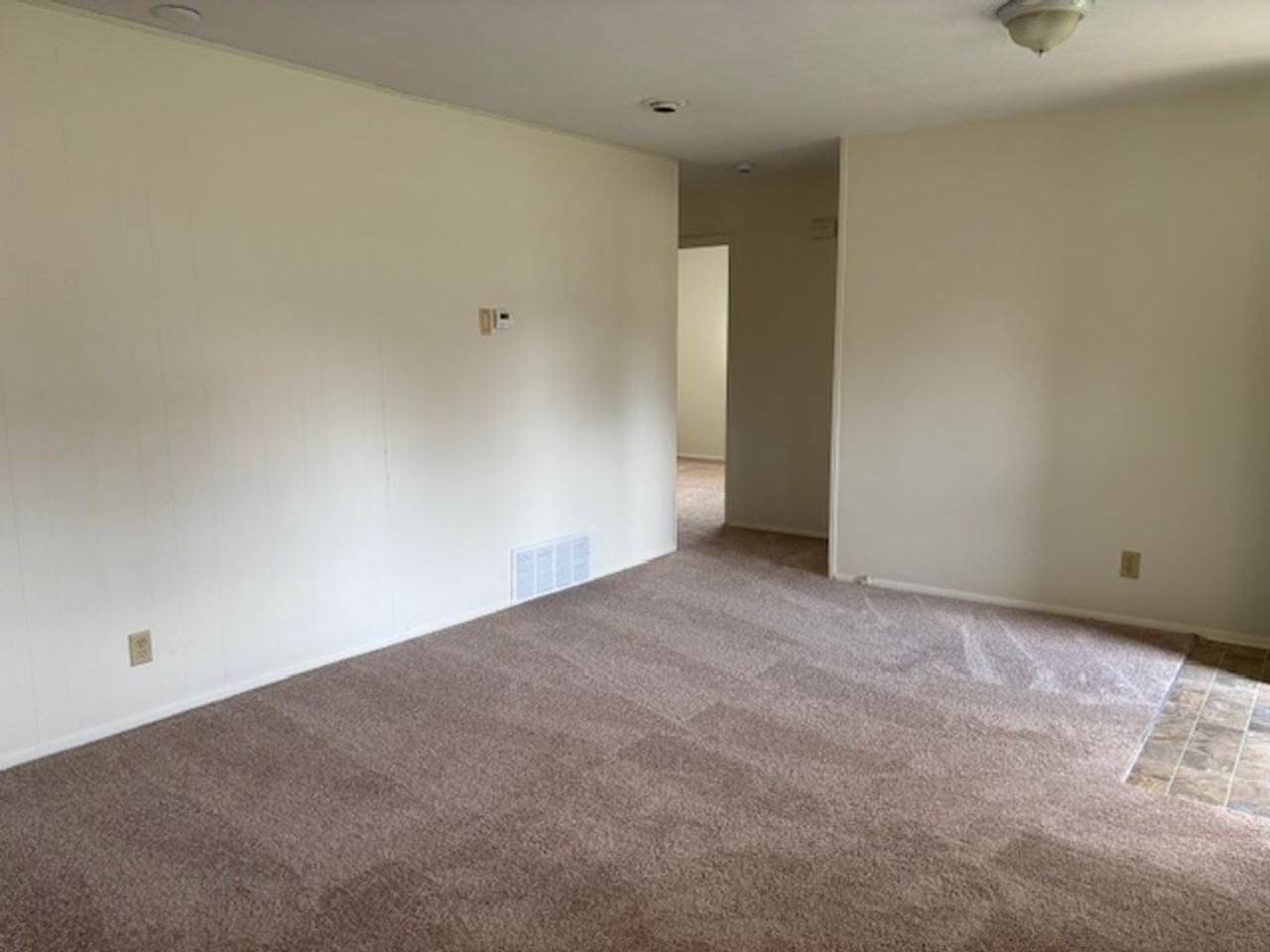 1400 N 53rd St - Photo 3 of 7