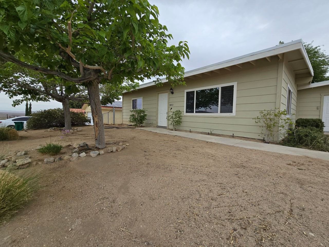 6613 Copper Mountain Rd - Photo 2 of 12