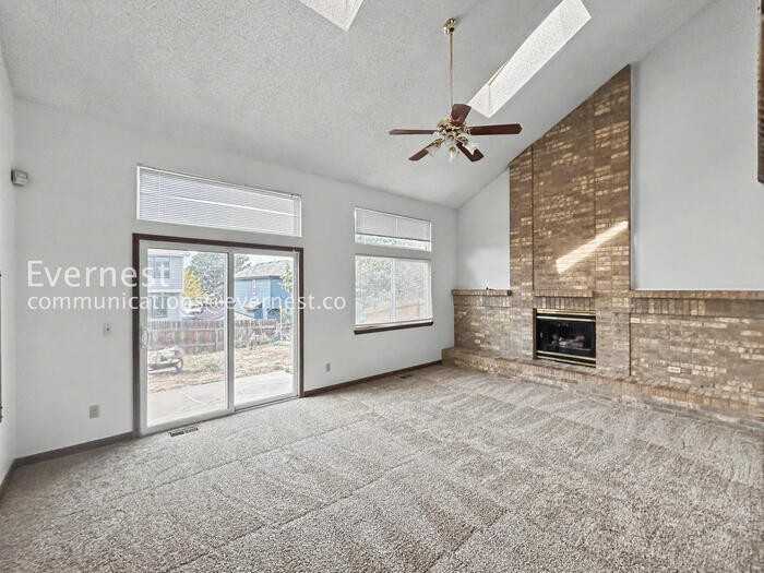 4930 Sprangler Dr - Photo 7 of 34