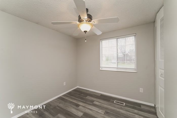 8448 Huntdale Ct - Photo 7 of 10