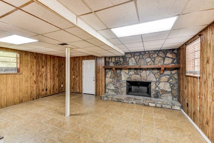 940 Longview Cir - Photo 4 of 11