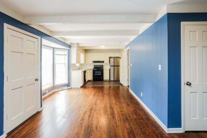 15001 E 39th Ter S - Photo 6 of 11