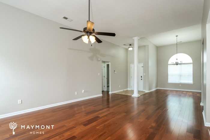 5918 Keebler Dr W - Photo 6 of 12