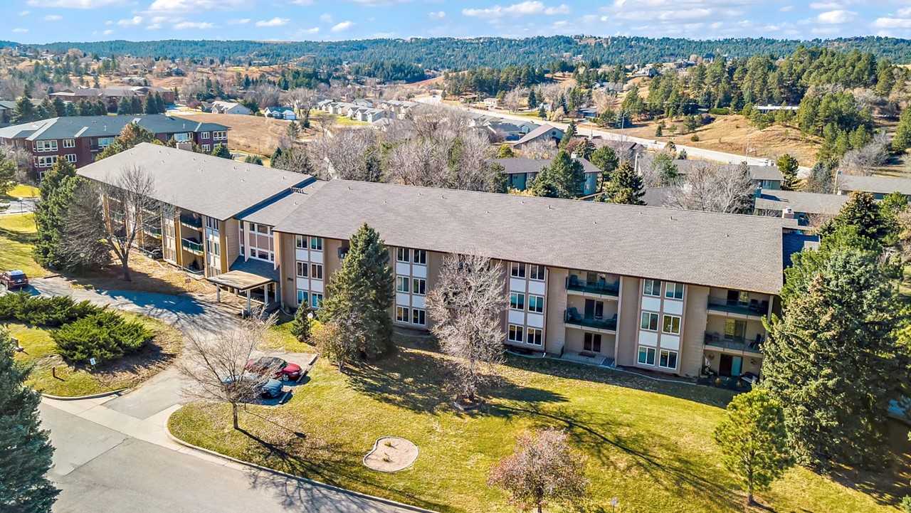 3968 Fairway Hills Dr #3968