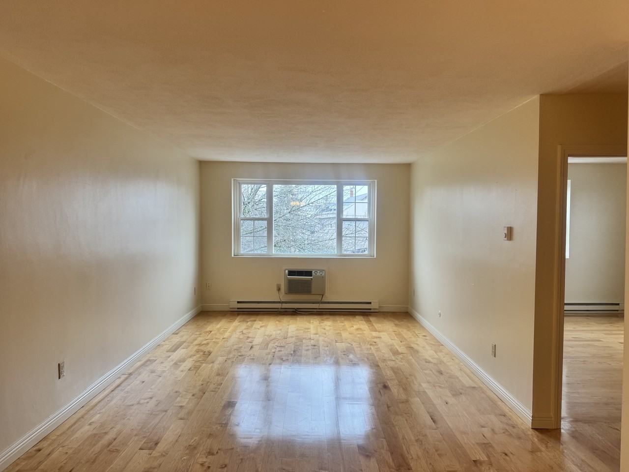 21 Franklin Ave #11 - Photo 6 of 6