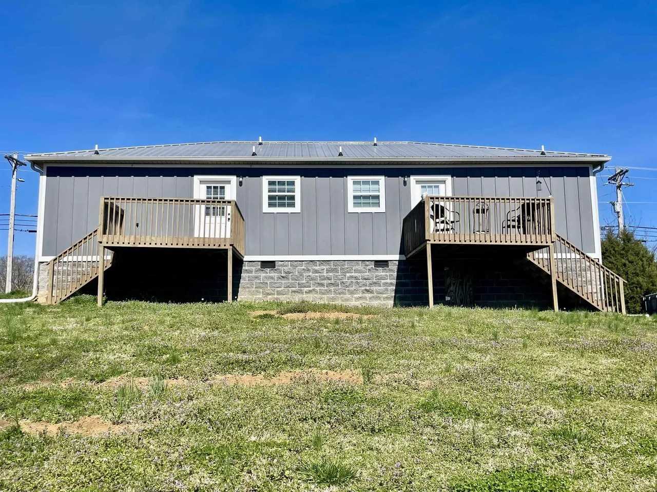 1314 3rd St Se #A - Photo 3 of 16