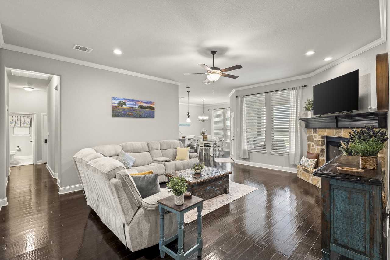 206 S Meadow Dr #NA - Photo 6 of 37