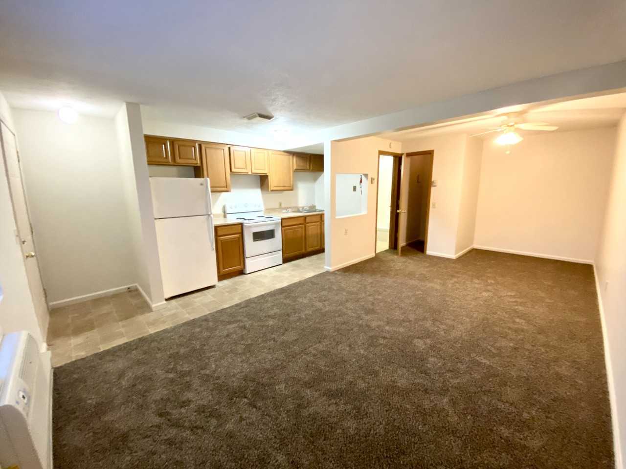 1807 Ferndale Rd Nw #8 - Photo 4 of 9